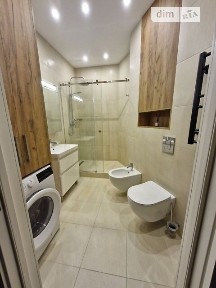 Довготривала оренда 2к квартири на вул. Набережна Перемоги 7 • ID 34899926