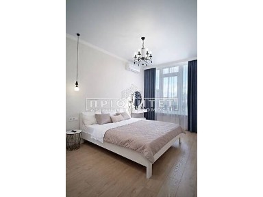 Продаж 2к квартири 60 кв. м на вул. Генуезька • ID 34919136