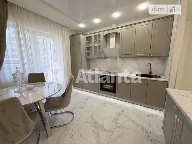 Продаж 2к квартири 65 кв. м на вул. Перлинна 10 • ID 34900546