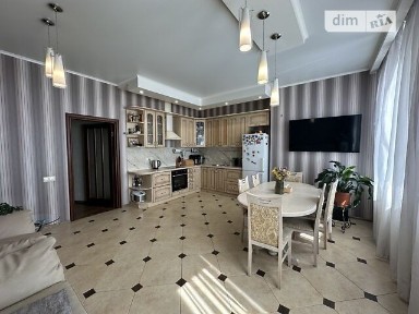 Продаж 2к квартири 116 кв. м на вул. Пантелеймонівська 88/1 • ID 34899829