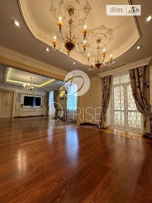 Продаж 4к квартири 170 кв. м на вул. Прорізна 7 • ID 34899254