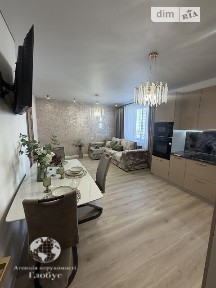 Продаж 2к квартири 85 кв. м на вул. Андрія Шептицького • ID 34898787
