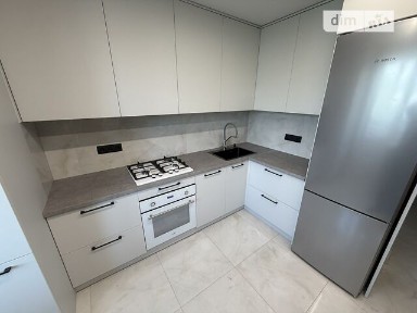 Продаж 1к квартири 42 кв. м на вул. Великотирнівська 4А • ID 34898435