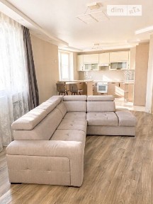 Продаж 3к квартири 107 кв. м на вул. Рельєфна 8 • ID 34898408