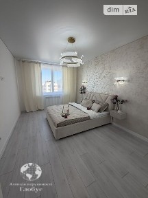 Продаж 2к квартири 78 кв. м на вул. Андрія Шептицького • ID 34898355