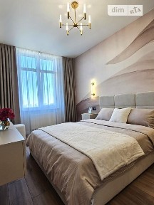 Продаж 2к квартири 70 кв. м на вул. Краснова • ID 34897882