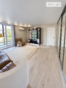 Продаж 4к квартири 81.7 кв. м на вул. Парусна • ID 34895403