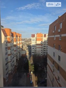 Продаж 3к квартири 80 кв. м на вул. Старицького • ID 34895226
