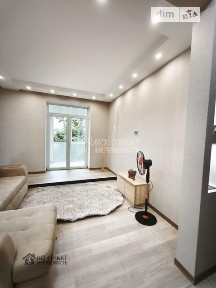 Продаж 1к квартири 52 кв. м на вул. Москалівська 92 • ID 34894667