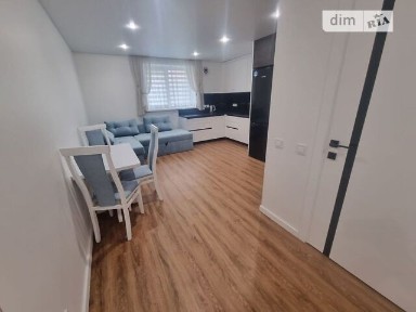 Продаж 1к квартири 42 кв. м на вул. Героїв Крут • ID 34892133