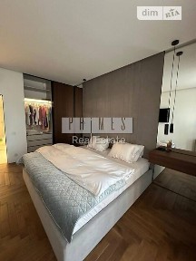 Продаж 3к квартири 80 кв. м на вул. Маккейна Джона 1 • ID 34889343