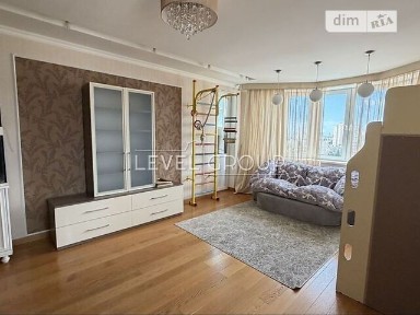 Продаж 3к квартири 134 кв. м на вул. Миколи Голего 7В • ID 34888600