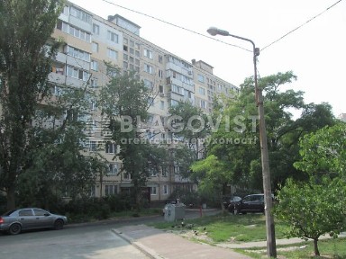 Продаж 2к квартири 45 кв. м на вул. Прирічна 19 • ID 34888404