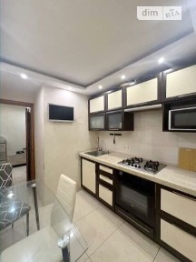 Продаж 3к квартири 56 кв. м на просп. Небесної Сотні • ID 34888411
