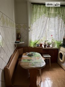 Продаж 2к квартири 39 кв. м на вул. Запорізька 13 • ID 34887603