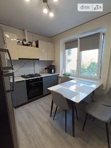 Продаж 2к квартири 54 кв. м на просп. Героїв 33 • ID 34887639