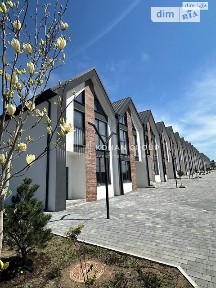 Продаж 2 поверхового таунхауса з ділянкою на 1.6 сотки, 130 кв. м, 4 кімнати, на вул. Чекмана 24 • ID 33919148
