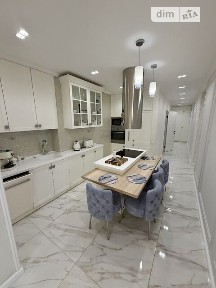 Продаж 2к квартири 78 кв. м на вул. Молочна 32 • ID 34886104