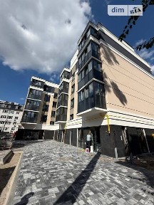Продаж 1к квартири 39 кв. м на вул. Літературна • ID 34886163
