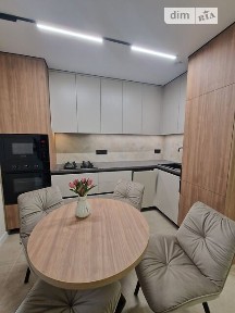 Продаж 2к квартири 50 кв. м на вул. Смакули 8 • ID 34885702