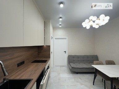 Продаж 2к квартири 42 кв. м на вул. Краснова 1Г • ID 34885173
