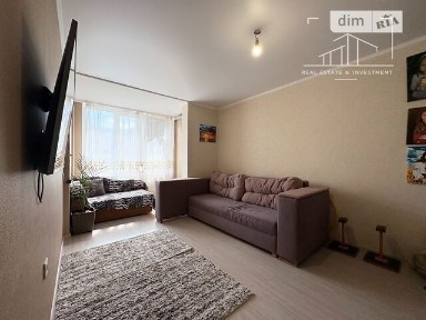 Продаж 1к квартири 37.8 кв. м на вул. Теплична 48 • ID 34885155