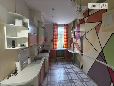 Продаж 3к квартири 79.9 кв. м на вул. Металіста 8 • ID 34883103