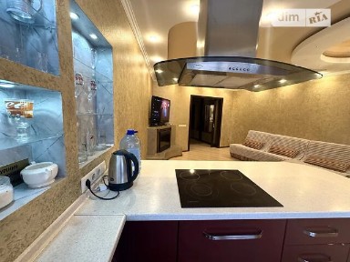 Продаж 1к квартири 60.4 кв. м на вул. Срібнокільська 12 • ID 34882219