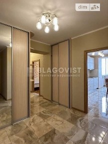 Продаж 3к квартири 97 кв. м на вул. Драгоманова 31В • ID 34881702