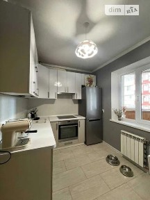 Продаж 3к квартири 82 кв. м на вул. Червоної Калини 79 • ID 34882043