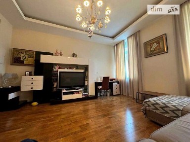 Продаж 3к квартири 79 кв. м на вул. Івана Франка 22/24 • ID 34882008