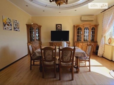 Продаж 7к квартири 277 кв. м на вул. Моссаковського Володимира 8 • ID 34881819