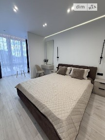 Продаж 1к квартири 43 кв. м на вул. Надрічна 1 • ID 34881689