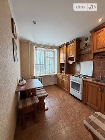 Продаж 2к квартири 50 кв. м на вул. Незалежності • ID 34881604