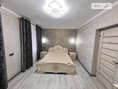 Продаж 3к квартири 84.1 кв. м на вул. Зелена 4, кв. 2 • ID 34878227