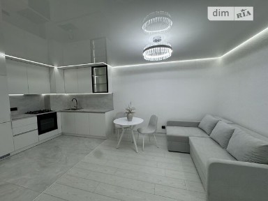 Продаж 2к квартири 57 кв. м на вул. Смакули • ID 34877742