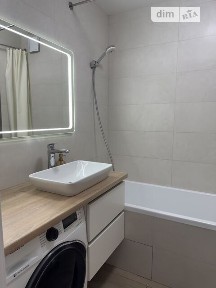 Продаж 3к квартири 69.6 кв. м на вул. Валентинівська • ID 34872827