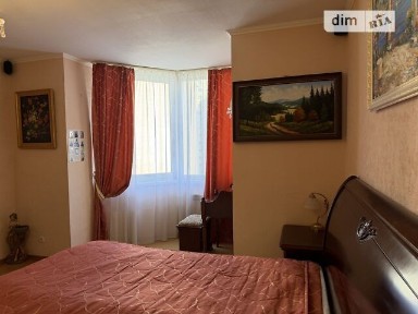 Продаж 2к квартири 74.4 кв. м на вул. Урлівська 21 • ID 34865644