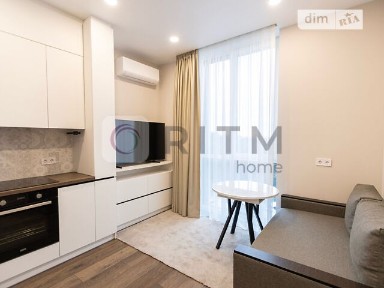 Продаж 1к квартири 35 кв. м на вул. Пасічна • ID 34865648