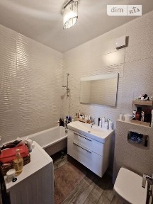 Продаж 1к квартири 71.5 кв. м на вул. Січових стрільців 143 • ID 34865037
