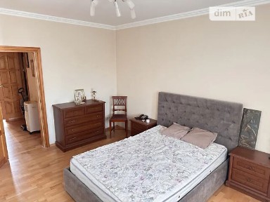 Продаж 3к квартири 72.3 кв. м на вул. Драгоманова 25 • ID 34864940