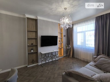 Продаж 4к квартири 110 кв. м на вул. Добровольців 8 • ID 34862700