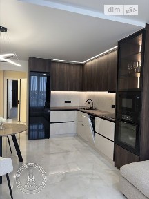 Продаж 1к квартири 52 кв. м на вул. Привокзальна 30 • ID 34861690