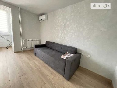 Продаж 1к квартири 30 кв. м на вул. Парусна 7 • ID 34930377