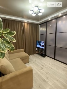 Лесі Українки бульвар, Святопетрівське, бул. Лесі Українки 10Б 34930628