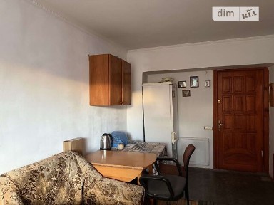 Продаж 1к квартири 18 кв. м на вул. Садова 27 • ID 34930686