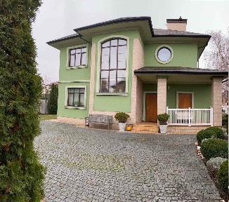Київська обл., Києво-Святошинський район, с. Софіївська Борщагівка, Кучанська вул.