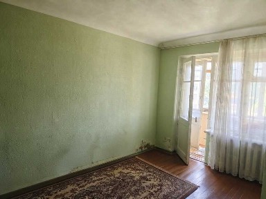 Продаж 1 кімнатної квартири 31 м2 кухня 7 м2. 2/4 пов Цегла Браїлки №21577