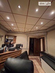 Продаж офісного приміщення 91 кв. м. на 1 поверсі на вул. Євгена Танцюри, десятиповерхова будівля • ID 34935060