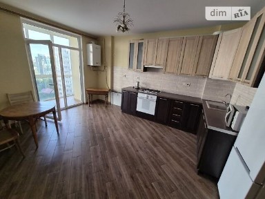 Продаж 1к квартири 57 кв. м на вул. Тернопільська 21 • ID 34935061